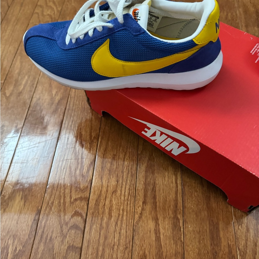 MENS NIKE ROCHE LD-10000 QS FOR SALE SIZE 10!!!! BLUE WYELLOW SWOOSH BR NEW COND